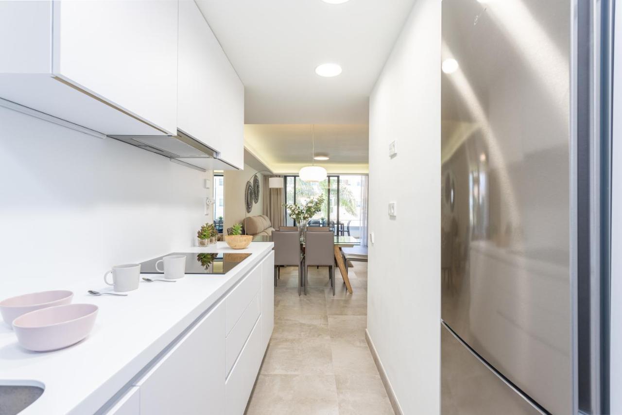 Blue Infinity Luxury Apartment By Ghr Rentals Estepona Bagian luar foto