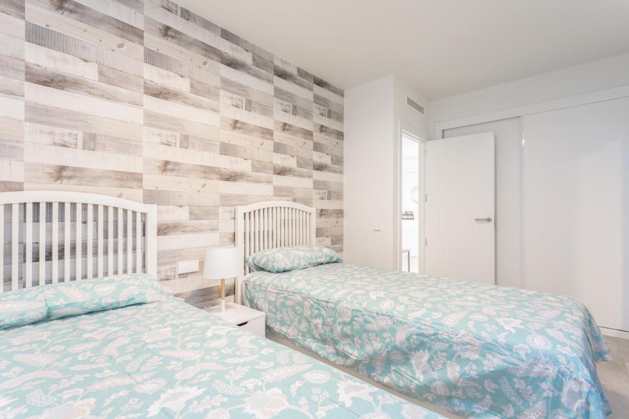 Blue Infinity Luxury Apartment By Ghr Rentals Estepona Bagian luar foto